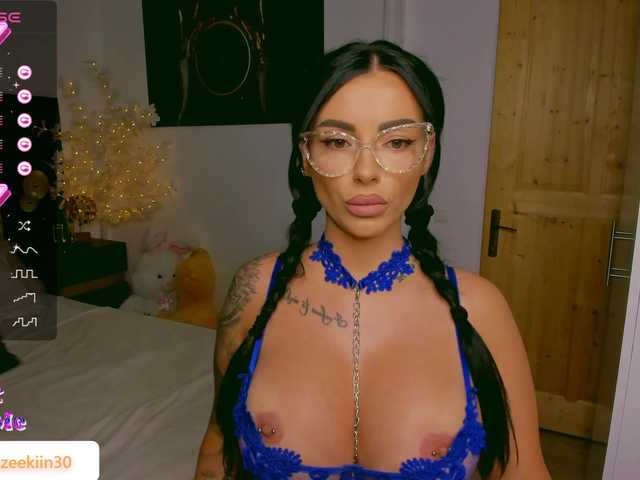 Fotografii Mazeekiin30 Hey lovers, I feel naughty today, jump in XX #new #bigboobs #lovense #squirt #bigass