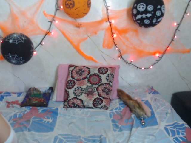 Capturi de ecran de difuzare megansmithh