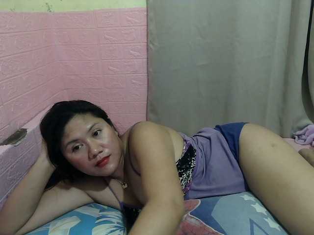 Fotografii Meggie30 Hello! Welcome to my room let me know what can i do to get you in a right mood!