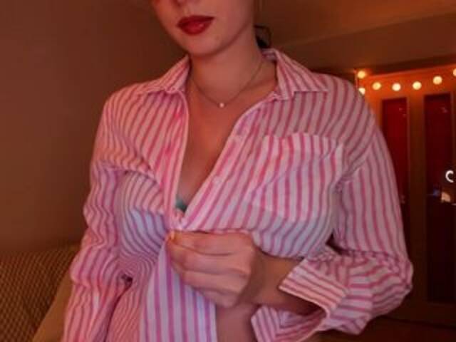 Capturi de ecran de difuzare MeguminX