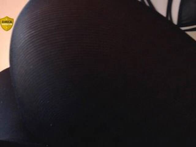 Capturi de ecran de difuzare melanymoore