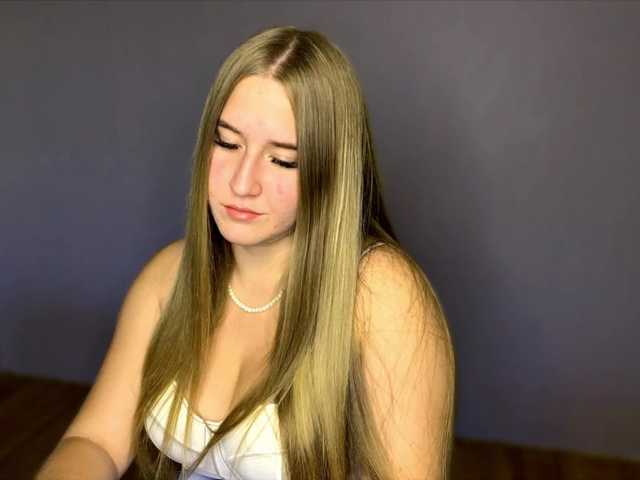 Capturi de ecran de difuzare MelissaLissaa