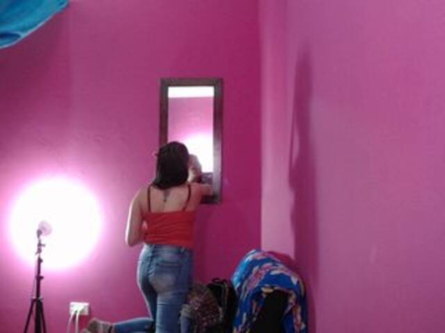 Capturi de ecran de difuzare melodydoll