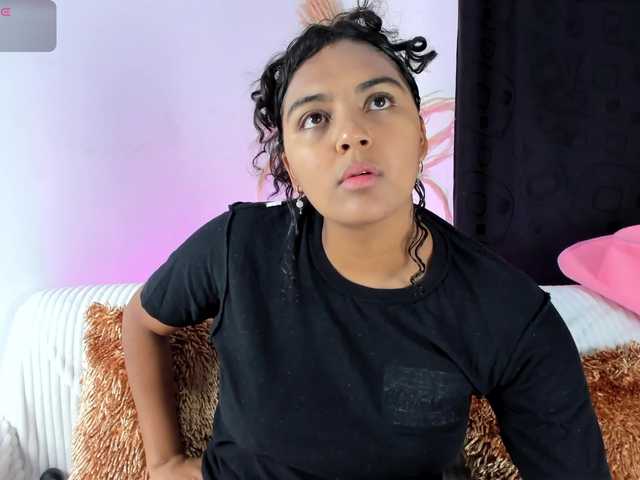 Capturi de ecran de difuzare Melodymoore