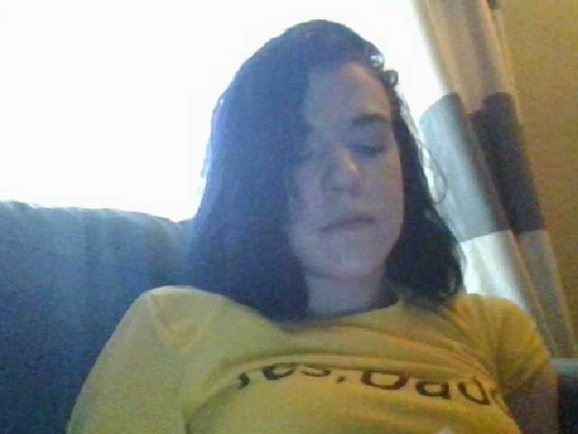 Capturi de ecran de difuzare AmericnBarbie