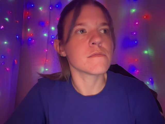 Capturi de ecran de difuzare AmericnBarbie