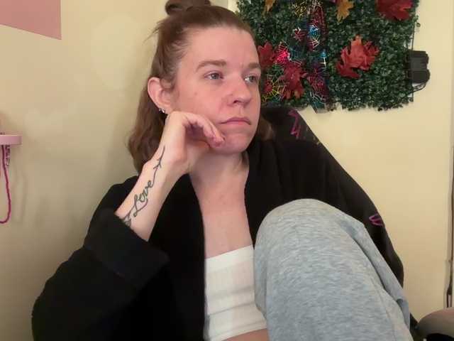 Capturi de ecran de difuzare AmericnBarbie