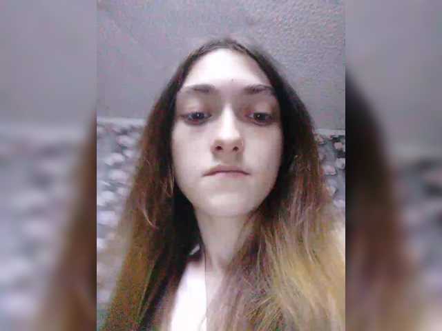 Capturi de ecran de difuzare Yulia409