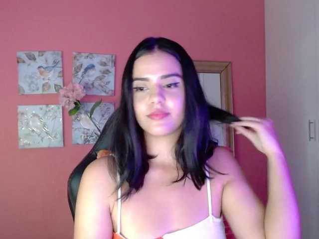 Fotografii mia-collins Hi guys, thanks to all the people who support my show with tkns, I'm a Latina woman, with a huge bush in my pussy, armpits and anus, if you love natural women I know you'll like it! Please, before using my tip menu, use my Pm or write me in public
