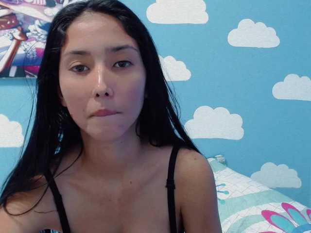 Capturi de ecran de difuzare Mia-Cute-