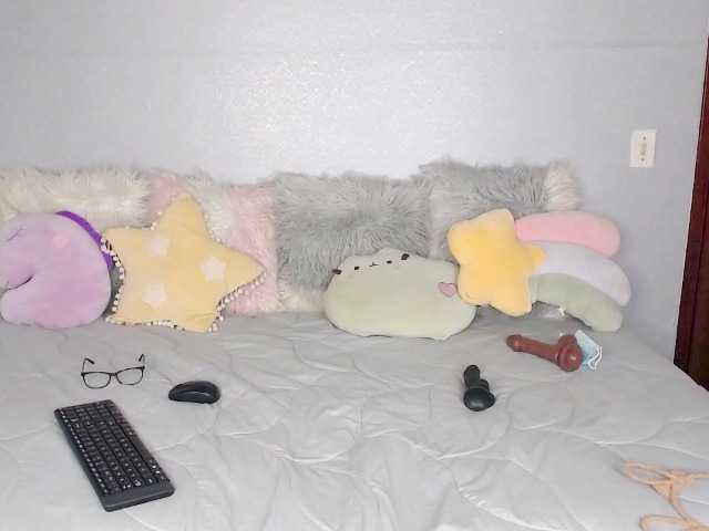 Capturi de ecran de difuzare mia-sex