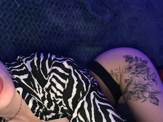 Chat video erotic miaa_69
