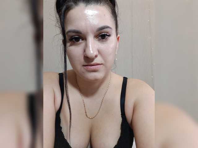 Capturi de ecran de difuzare MIALovexXx