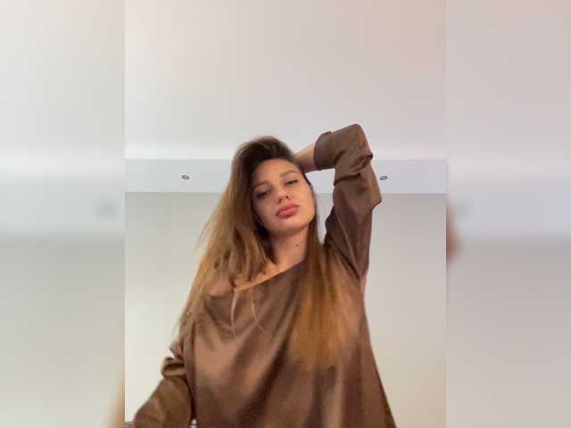 Capturi de ecran de difuzare Solomiyaa