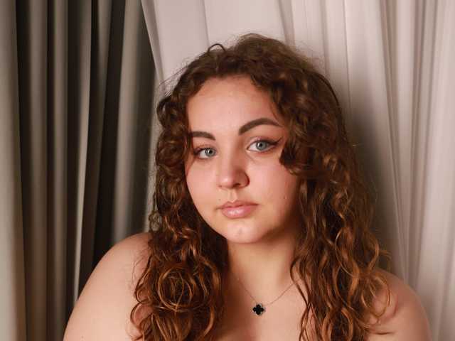 Fotografie a profilului MichellKiss