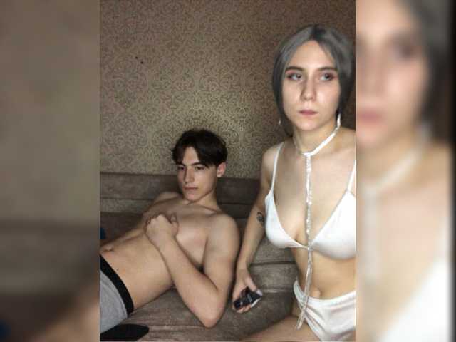 Capturi de ecran de difuzare Miiilaa