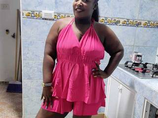 Chat video erotic MikaelaTaylor