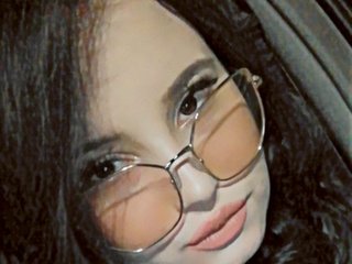 Chat video erotic MikaFyre
