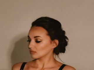 Chat video erotic Miki-Milash