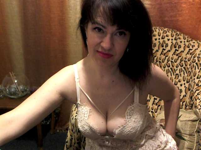 Capturi de ecran de difuzare Milf4you