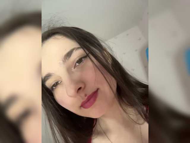 Capturi de ecran de difuzare MilkaSss