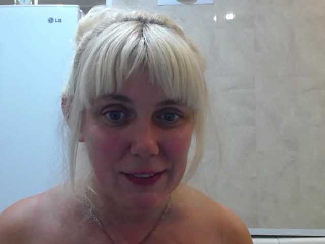 Fotografii YoungMistress Lovense ON 5 tok. FOLLOW MY TWITTER @sunnysylvia5 I am Sexy with natural beauty! Long nipples 4cm and pussy with big lips and loud orgasm in private! Like me- put love, give gifts