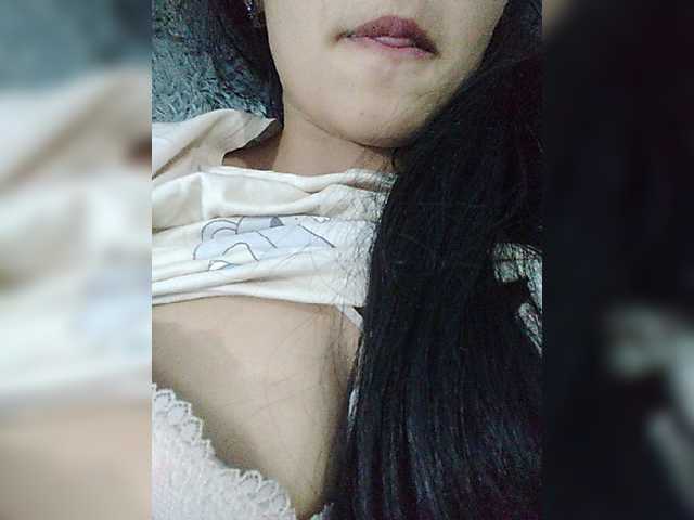 Capturi de ecran de difuzare MilkYwaYya