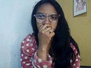 Chat video erotic Michou_Caren