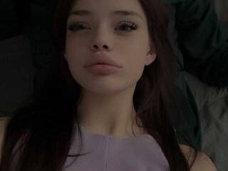 Chat video erotic mini-barbie