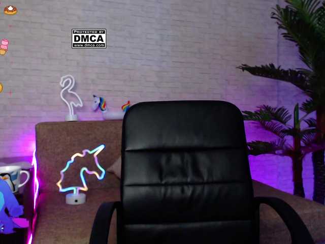 Capturi de ecran de difuzare RumGirl