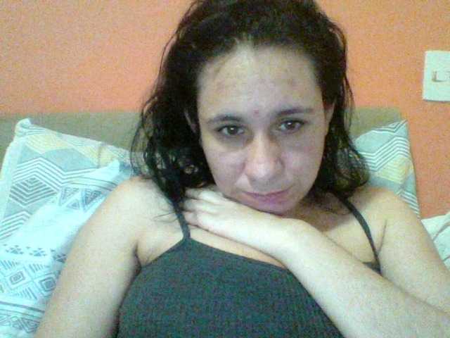 Capturi de ecran de difuzare MirelaAndrade