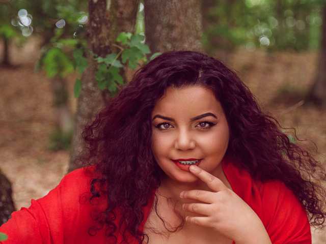 Fotografie a profilului MiryamInes