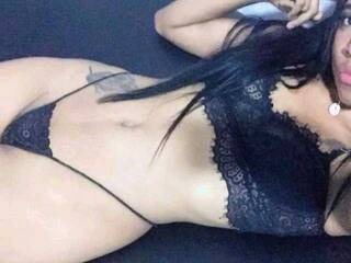 Chat video erotic mischarlote02