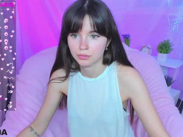 Fotografii MiyaEvans ❤️❤️❤️Hey! I am New! Ready to play with you-My goal: Get Naked/2222 tokens/❤️❤️❤️ #new #feet #18 #natural #brunette [none]