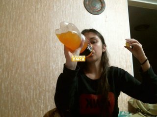 Capturi de ecran de difuzare MOJl0D0CTb