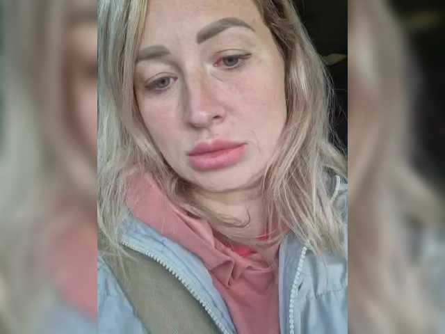 Capturi de ecran de difuzare MOLLY-7