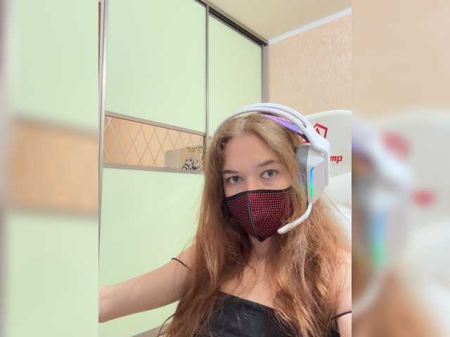 Capturi de ecran de difuzare Mollyfi