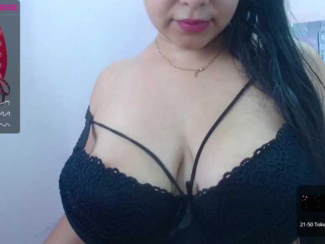 Fotografii MollyPatrick2 hello guys ❤❤ Welcome fuck me and wet tips make me horny #bigboobs#bigass#latina#lovense#petite#new#squirt [499 tokens remaining]