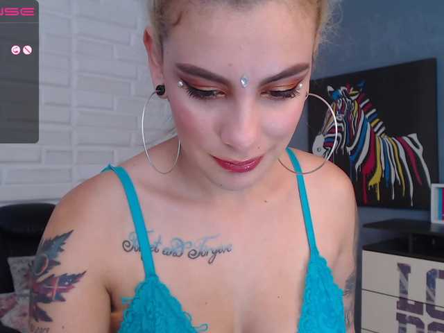 Fotografii MollyReedX ♠ Pin up girl ready to have fun today ♠ ♥♥ Fingering for 120 ♥ Spank my Pussy daddy!!!
