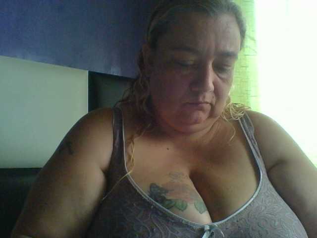 Capturi de ecran de difuzare monalindagold