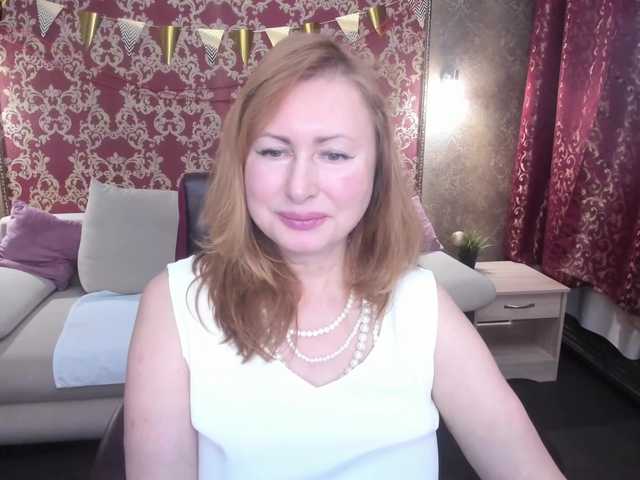 Capturi de ecran de difuzare MonicaMoor