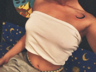 Chat video erotic moongirl