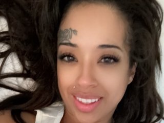 Chat video erotic Mskinkykitty