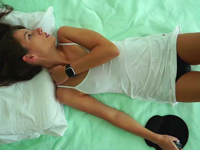 Capturi de ecran de difuzare Anna_Shine