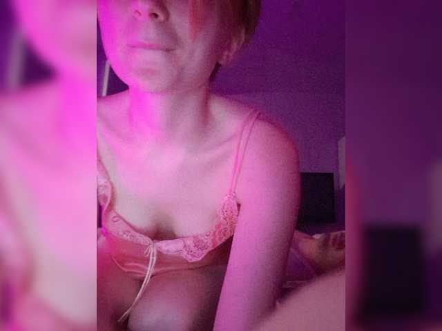 Capturi de ecran de difuzare MyLadyCat