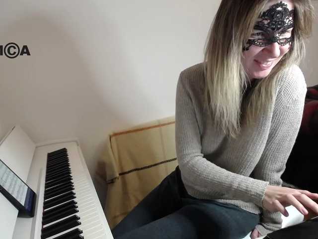 Capturi de ecran de difuzare PianoGirl