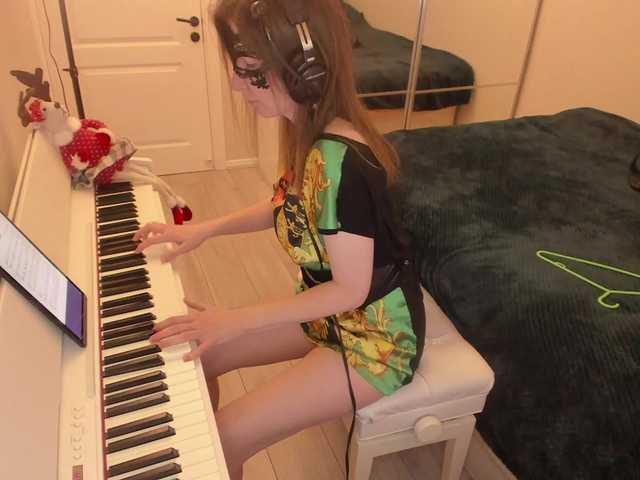 Capturi de ecran de difuzare PianoGirl