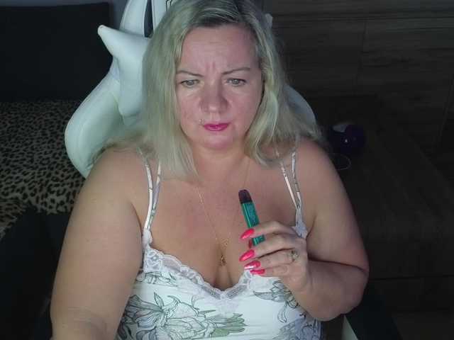 Fotografii Natalli888 #mistress#humiliation#findom# bbw#smoking#cuckold#sissy##feet​Prepare ​your ​hard ​earned ​money!!!!!! I do not accept PM requests unless they are tipped for according to the tip menu.