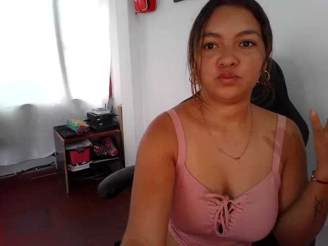 Capturi de ecran de difuzare nathyhot