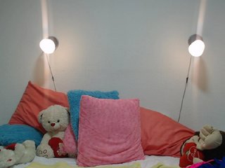 Capturi de ecran de difuzare naughty-lady